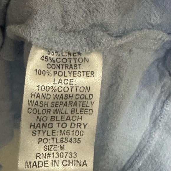 Umgee: Women’s Blouse -Size Medium (ptp approx 20.25in) - Picture 6 of 8